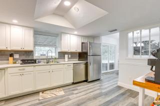 Modern Ocala Oasis with Fire Pit and Gas Grill! - 3