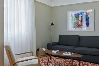 Pagrati Modernist 2bd Apt - 6