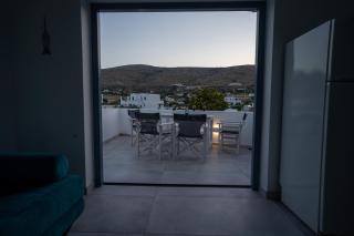 Traditional White House2 - Prodromos Paros - 9