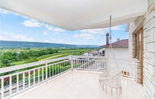 Awesome Home In Grubine - Grubine - 9
