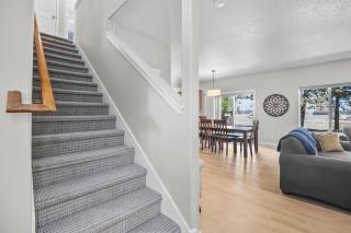 Edro Place - 2