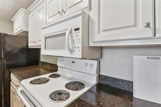 Lovely Lake Charles Duplex in Central Location! - Lake Charles - 2