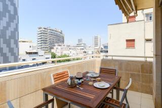 Comfy 2BR with Terrace next to Beach by FeelHome - Tel Aviv - 2