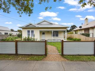 The Home Sweet Home - Bairnsdale - 1