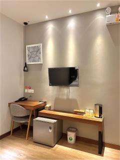 oxy suites 1-03 at Shop House Meisterstadt Pollux Habibie - Batam Center - 9