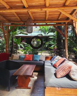 Cabinas Playa Surf Hostel - Santa Teresa - 2