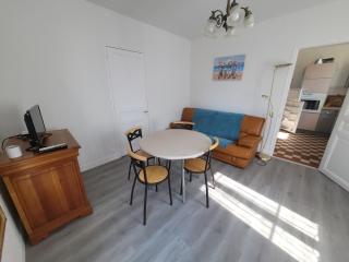 Appartement 3 pièces à 150m de la mer avec cour fermée et terrasse ensoléillée - FR-1-746-12 - Courseulles-sur-Mer - 7