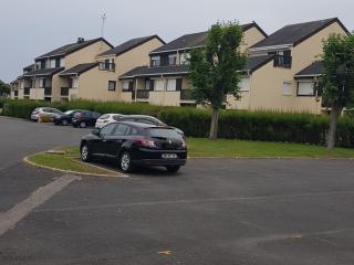 Charmant T2 rénové à 300m de la plage avec parking privé à Courseulles-sur-Mer - FR-1-746-3 - Courseulles-sur-Mer - 3