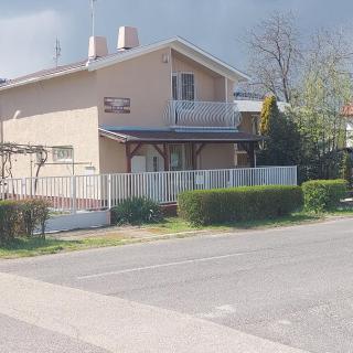 Emmy Apartman - 9