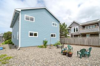 Sandpiper Beach House - Cannon Beach - 8