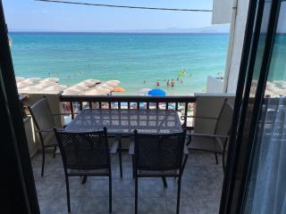 R2L SeaView Apartment - Pefkohori - 0