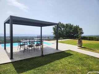 Open Land Holiday Suite - 8