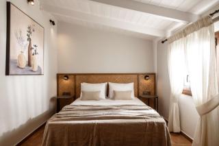 Villa Frontale - Restored Villa with Pool Perfect for 4 Nestled Next to a Traditional Olive Mill and Local Farms Offering Authentic Hospitality and Organic Delights - Kallithea - 7