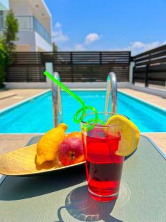 3 Bedroom Coral Bay Beach Seaview Villa I Private Pool - Peyia - 7