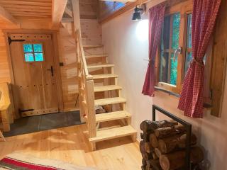 Cosy Mary Chalet - 8