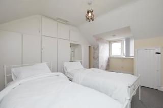 Comfortable 4-Bed House in Hucknall Nottingham - Nottingham - 0
