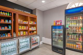 Hampton Inn & Suites Stamford - Stamford - 3