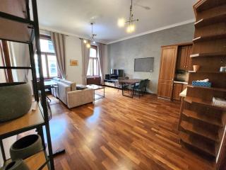 Spacious Apartment 6min from the Dancing House - Praga - 2