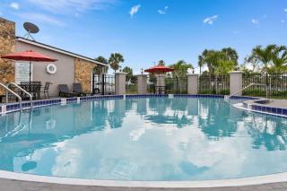 Travelodge by Wyndham Kissimmee Orlando - Orlando - 2