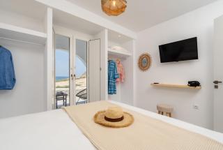 Celestial Seaview Apartments-Thiseas - Naxos Chora - 1
