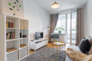 Golden Apartments Warsaw - Stylish & Sunny - Pereca Residence, City Center - 9