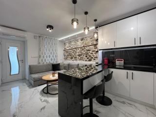 Aem House - Prinos - 2