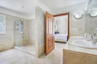 Stunning 3-Bedroom Villa with Pool, Jacuzzi and Maid near Bavaro Beach - Punta Cana - 1