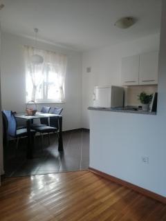 APARTMENT ARIELA near Garden resort - Tisno - 1