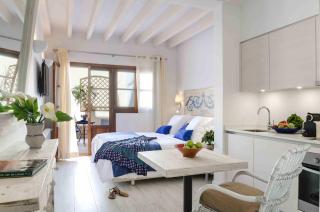 StayCatalina Boutique Hotel-Apartments - Palma de Mallorca - 2
