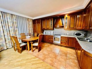 City Center Large and Comfortable 3 Bedroom, next to Northern Avenue - Erevan - 8
