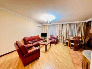 City Center Large and Comfortable 3 Bedroom, next to Northern Avenue - Erevan - 9
