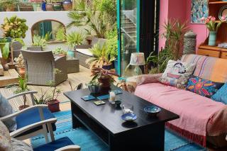 Colourful, cosy city home - Bath - 0