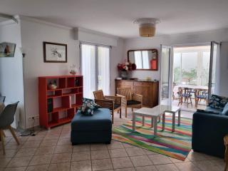 Appartement 3 chambres 6 pers rez de Jardin 5min plage quartier du Phare Location du dimanche au dimanche en juillet et aout - 1