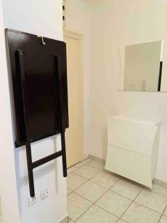 City Center Studio with Balcony - Novi Sad - 2