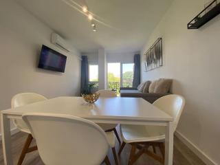 Alucinante Apt. con vistas, piscinas y recepción 24 hs. - Benalmádena - 1