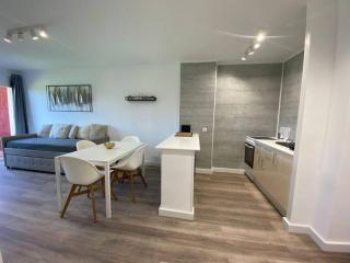 Alucinante Apt. con vistas, piscinas y recepción 24 hs. - Benalmádena - 7
