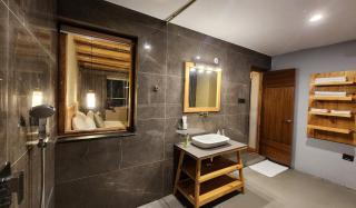 THE UNALOME RESORT - 8