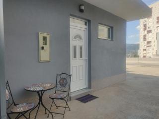 Apartment GOGO, free parking, self check-in - Split - 1