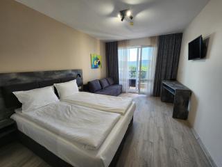 Hotel Lotus - Primorsko - 1