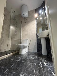 White Pearl Apartments - Bar - 3
