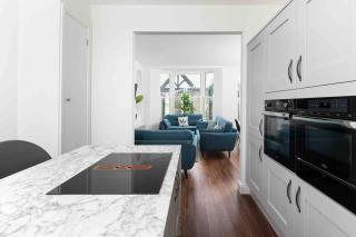 3 Bed, sea views, central Penzance,newly renovated - 4