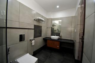 ARAKKAL GUESTHOUSE - Kalpetta - 8