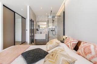 Catalina - Terrasse XXL - Garage Privé - Clim - Heliopolis Village Naturiste - 2