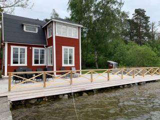 Waterfront house with jacuzzi & jetty in Stockholm - Stoccolma - 3