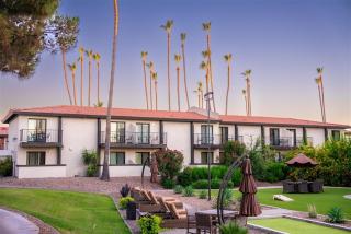 138 Fully Furnished, amenities galore - Scottsdale - 0