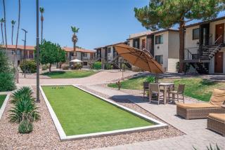 133 Fully Furnished, amenities galore - 0