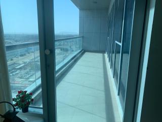 Skycourts entire apartment-120m2-big balcony - Dubai - 7