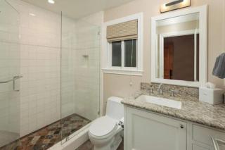 Cozy Home in Saratoga - 3