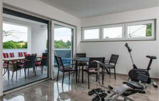Stunning Home In Labin With Wifi - Labin - 5