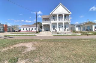 Joys Beach House - Rockport - 9